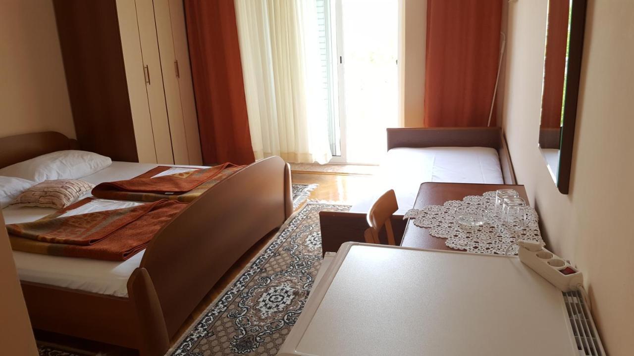Bed and Breakfast Anka Bunic à Rab Town Extérieur photo