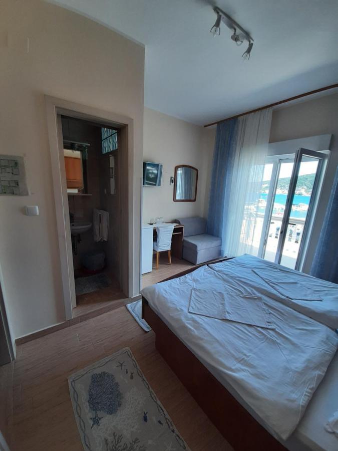 Bed and Breakfast Anka Bunic à Rab Town Extérieur photo
